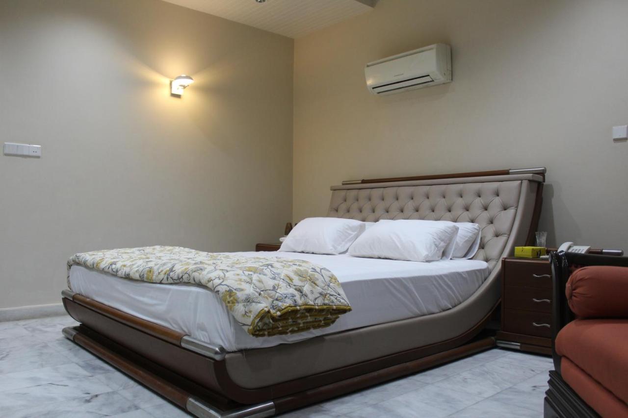 Hotel State Residency Bahawalpur Zewnętrze zdjęcie