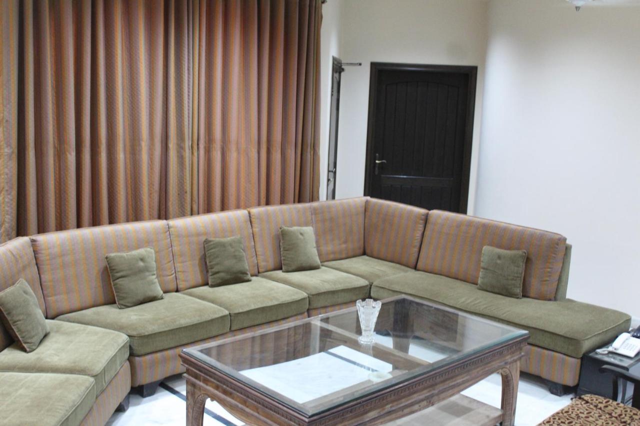 Hotel State Residency Bahawalpur Zewnętrze zdjęcie